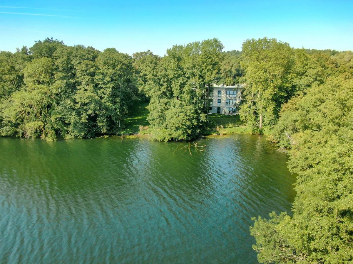 Ferienwohnungen Am Wasser - Krakow Am See Exteriér fotografie
